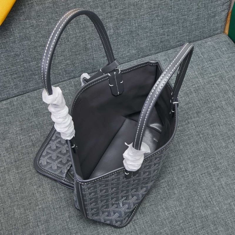 Goyard Shopping Bags